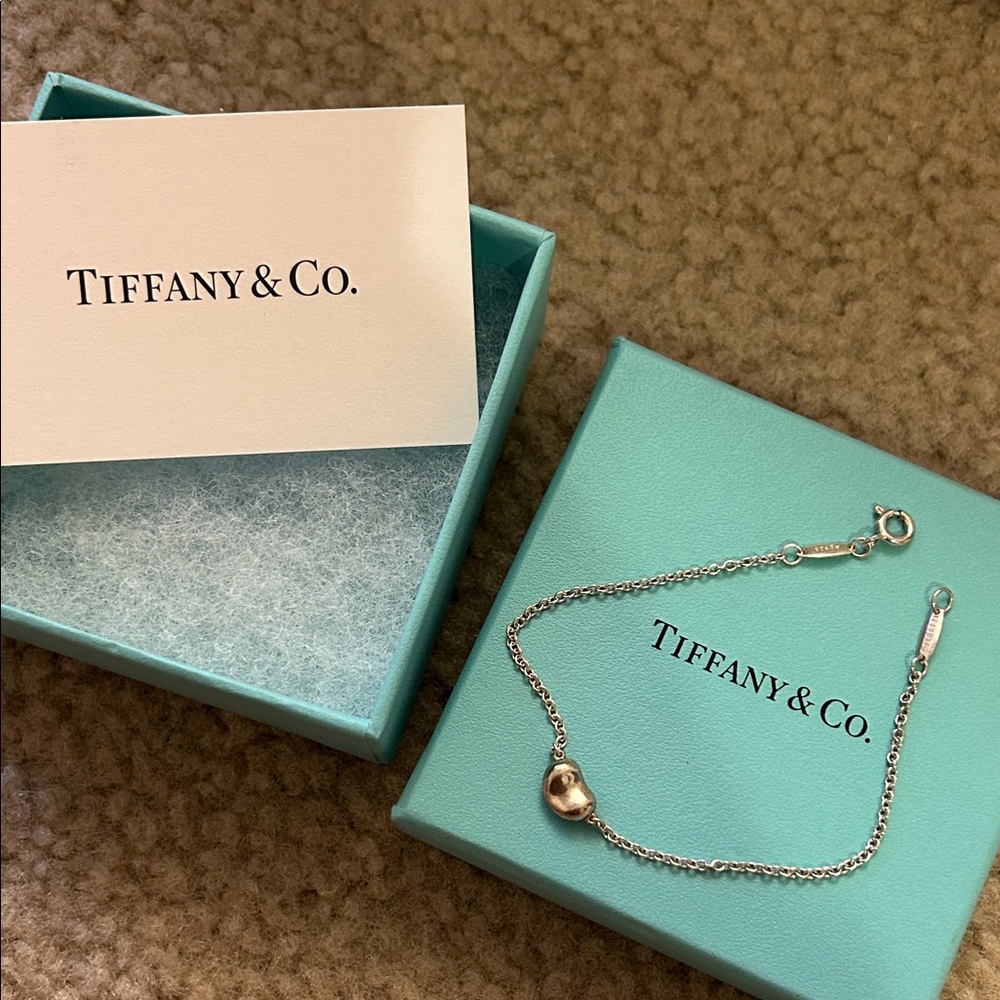 Tiffany & Co. Elsa Peretti Bean design Bracelet in Sterling Silver